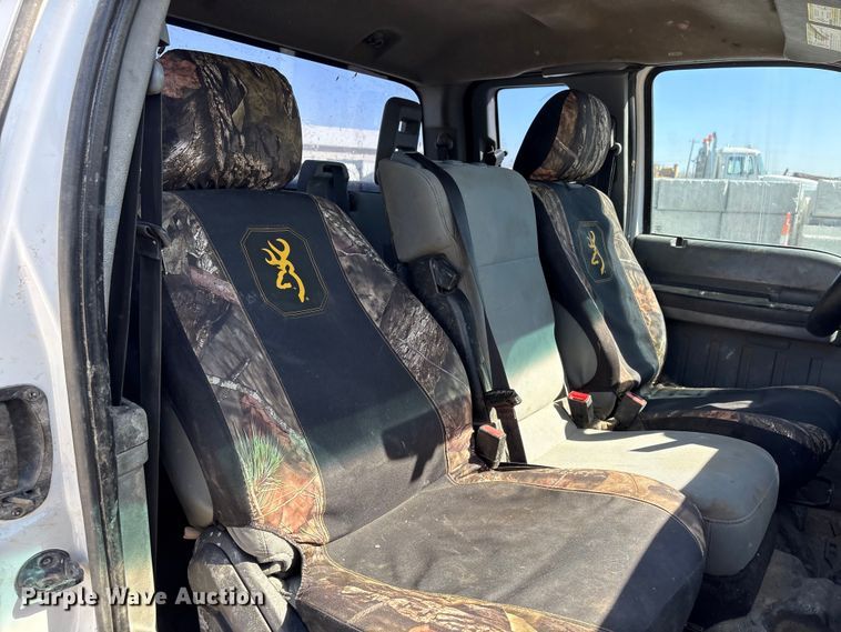 image for item FG2806 2013 Ford F250 Super Duty Ext. Cab pickup truck