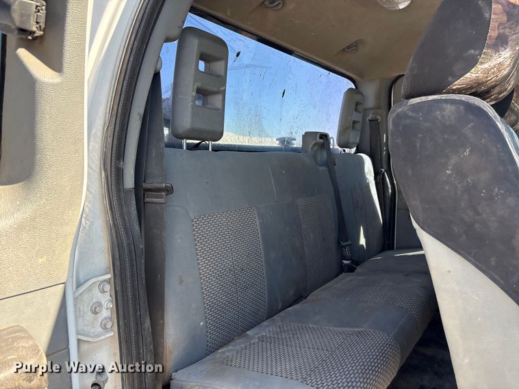 image for item FG2806 2013 Ford F250 Super Duty Ext. Cab pickup truck