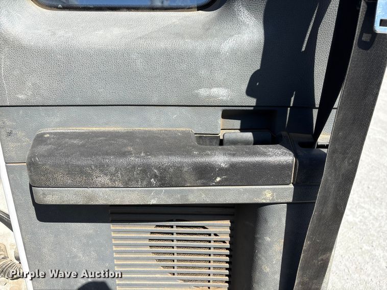 image for item FG2806 2013 Ford F250 Super Duty Ext. Cab pickup truck