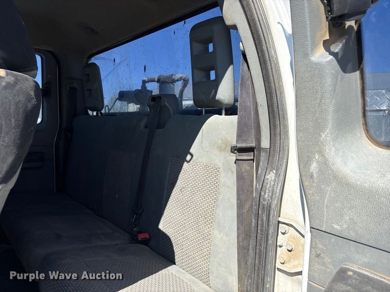 image for item FG2806 2013 Ford F250 Super Duty Ext. Cab pickup truck