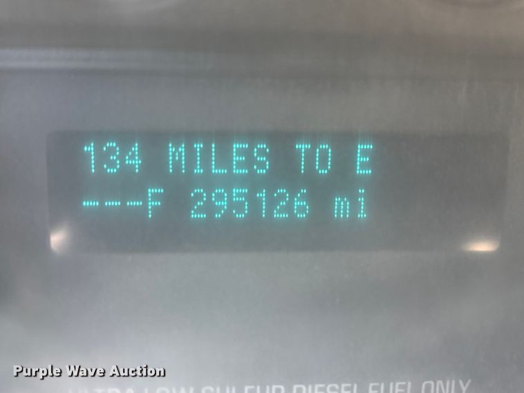 image for item FG2806 2013 Ford F250 Super Duty Ext. Cab pickup truck