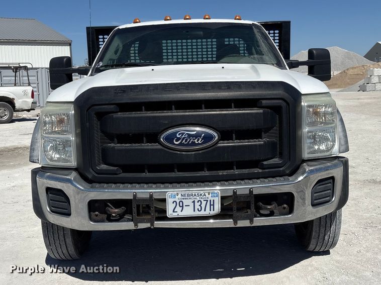 image for item FG2807 2011 Ford F550 flatbed truck