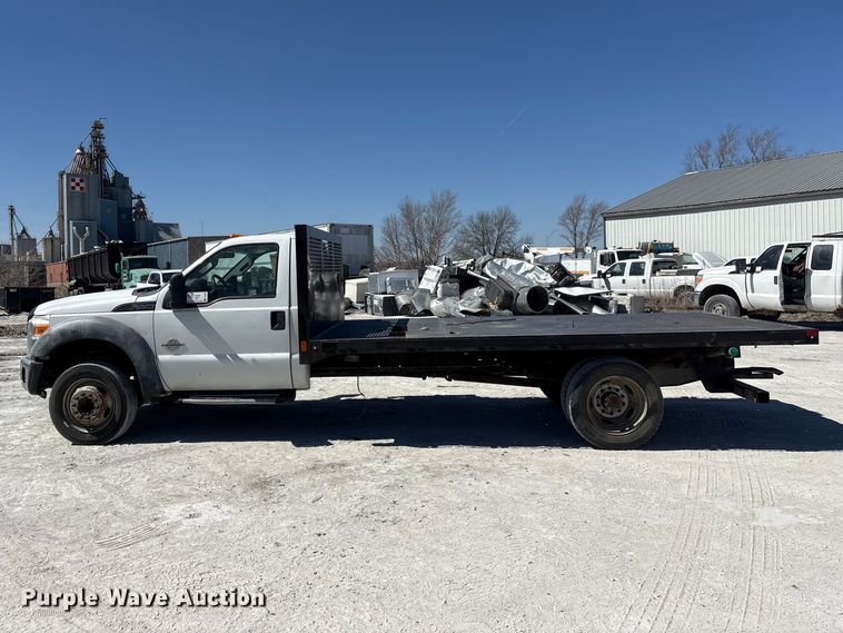 image for item FG2807 2011 Ford F550 flatbed truck