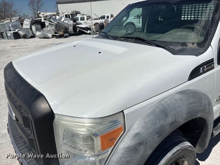 image for item FG2807 2011 Ford F550 flatbed truck