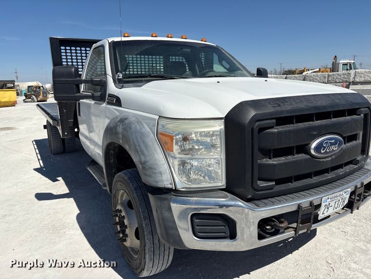 image for item FG2807 2011 Ford F550 flatbed truck