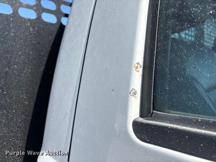 image for item FG2807 2011 Ford F550 flatbed truck