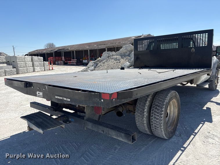 image for item FG2807 2011 Ford F550 flatbed truck