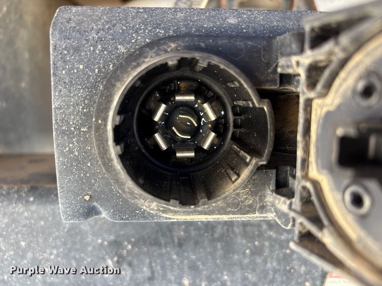 image for item FG2807 2011 Ford F550 flatbed truck