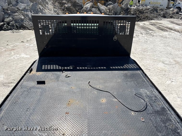 image for item FG2807 2011 Ford F550 flatbed truck