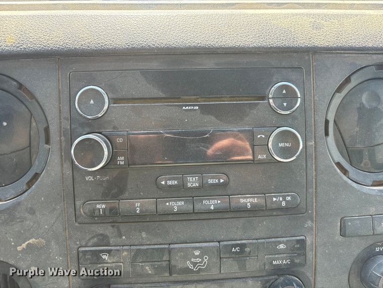 image for item FG2807 2011 Ford F550 flatbed truck