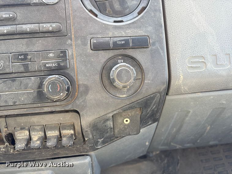 image for item FG2807 2011 Ford F550 flatbed truck