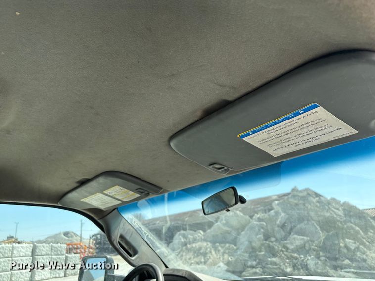 image for item FG2807 2011 Ford F550 flatbed truck