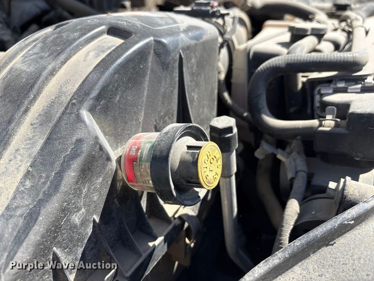 image for item FG2807 2011 Ford F550 flatbed truck