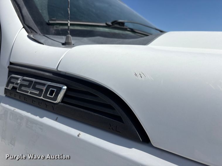 image for item FG2809 2012 Ford F250 Super Duty Ext. Cab pickup truck