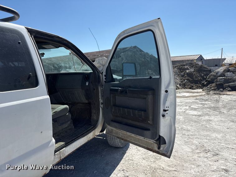 image for item FG2809 2012 Ford F250 Super Duty Ext. Cab pickup truck