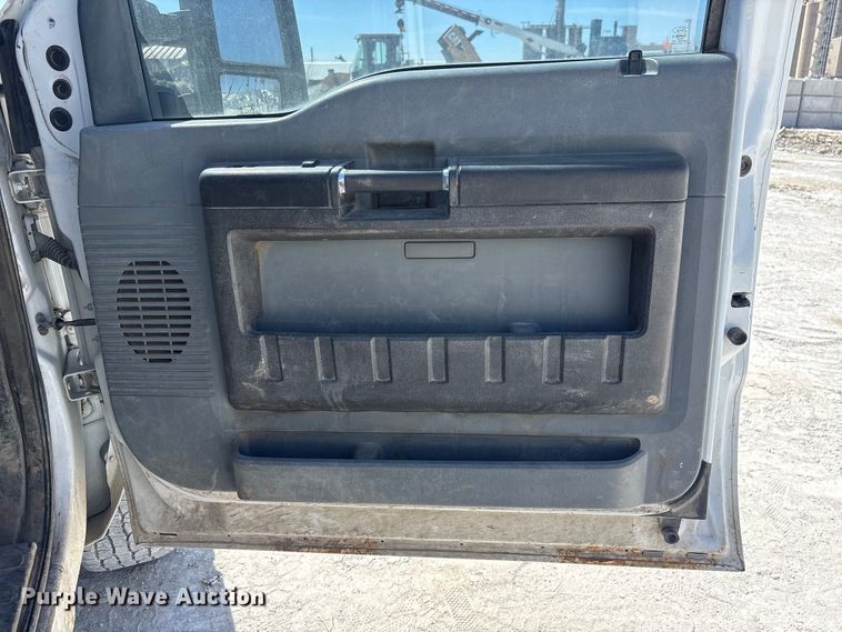 image for item FG2809 2012 Ford F250 Super Duty Ext. Cab pickup truck