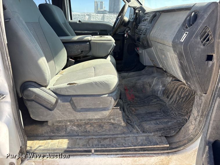 image for item FG2809 2012 Ford F250 Super Duty Ext. Cab pickup truck