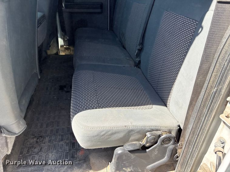 image for item FG2809 2012 Ford F250 Super Duty Ext. Cab pickup truck