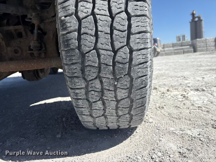 image for item FG2809 2012 Ford F250 Super Duty Ext. Cab pickup truck