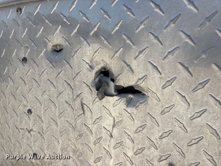 image for item FG2812 2010 Forest River enclosed cargo trailer