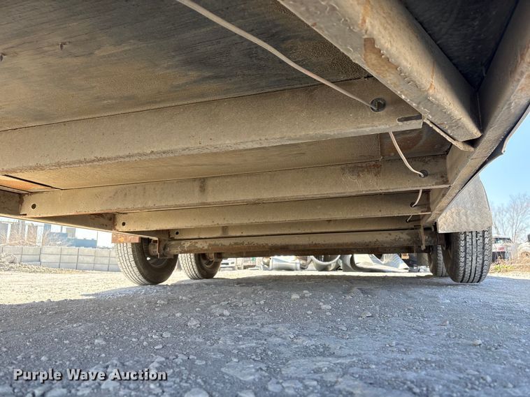 image for item FG2812 2010 Forest River enclosed cargo trailer