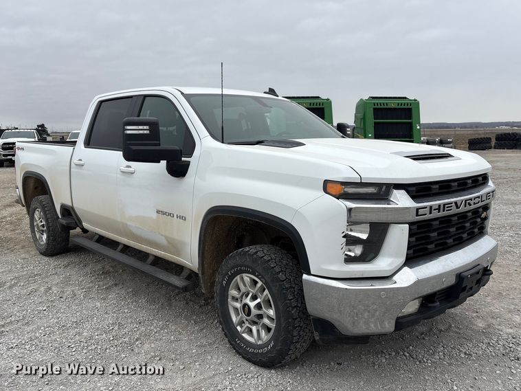 image for item FG2820 2020 Chevrolet Silverado 2500HD Crew Cab pickup truck