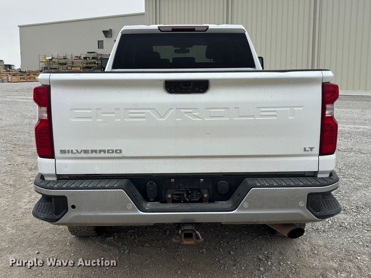 image for item FG2820 2020 Chevrolet Silverado 2500HD Crew Cab pickup truck