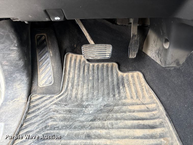 image for item FG2820 2020 Chevrolet Silverado 2500HD Crew Cab pickup truck