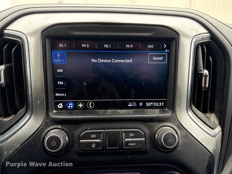 image for item FG2820 2020 Chevrolet Silverado 2500HD Crew Cab pickup truck