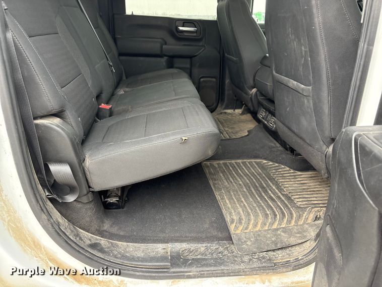 image for item FG2820 2020 Chevrolet Silverado 2500HD Crew Cab pickup truck