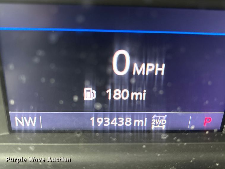 image for item FG2820 2020 Chevrolet Silverado 2500HD Crew Cab pickup truck