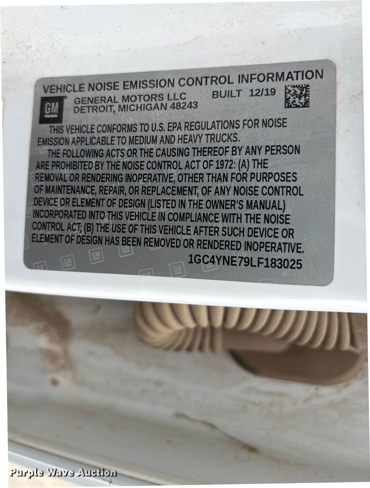 image for item FG2820 2020 Chevrolet Silverado 2500HD Crew Cab pickup truck