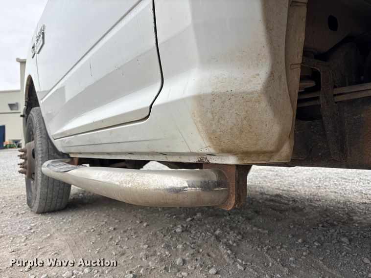 image for item FG2821 2012 RAM 3500 flatbed pickup truck