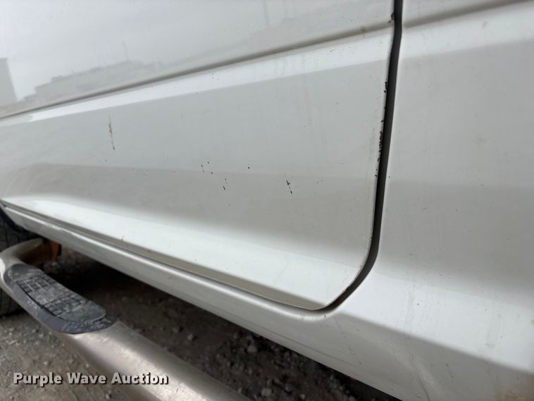 image for item FG2821 2012 RAM 3500 flatbed pickup truck