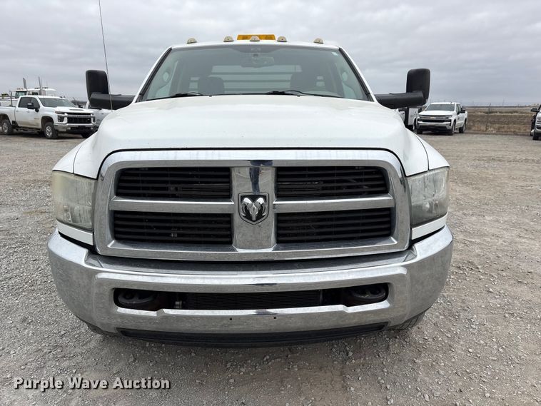 image for item FG2821 2012 RAM 3500 flatbed pickup truck