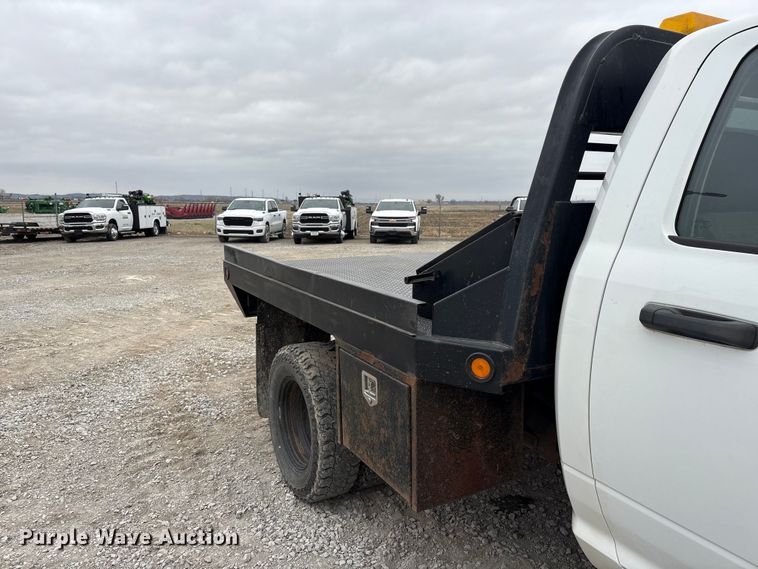 image for item FG2821 2012 RAM 3500 flatbed pickup truck