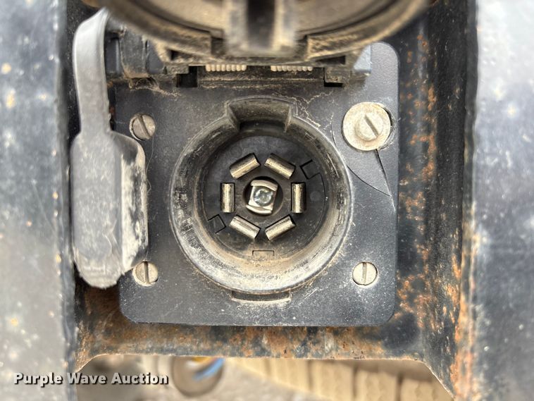 image for item FG2821 2012 RAM 3500 flatbed pickup truck