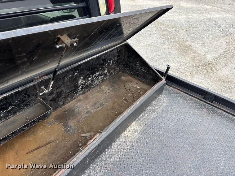 image for item FG2821 2012 RAM 3500 flatbed pickup truck