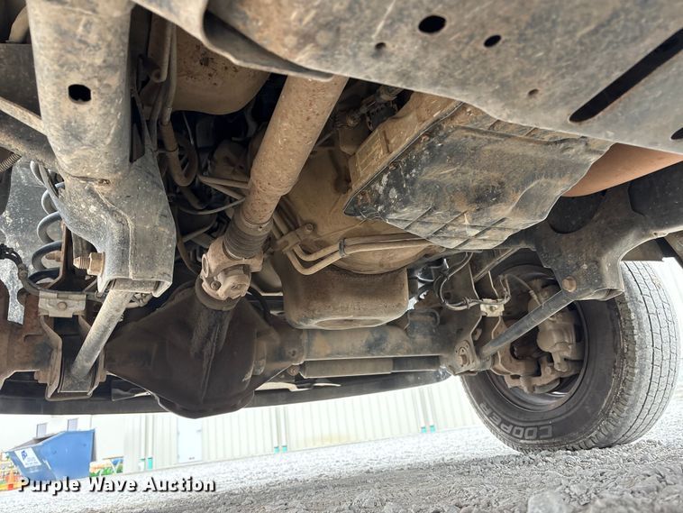 image for item FG2821 2012 RAM 3500 flatbed pickup truck