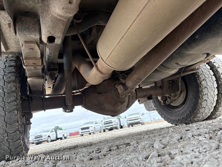 image for item FG2821 2012 RAM 3500 flatbed pickup truck