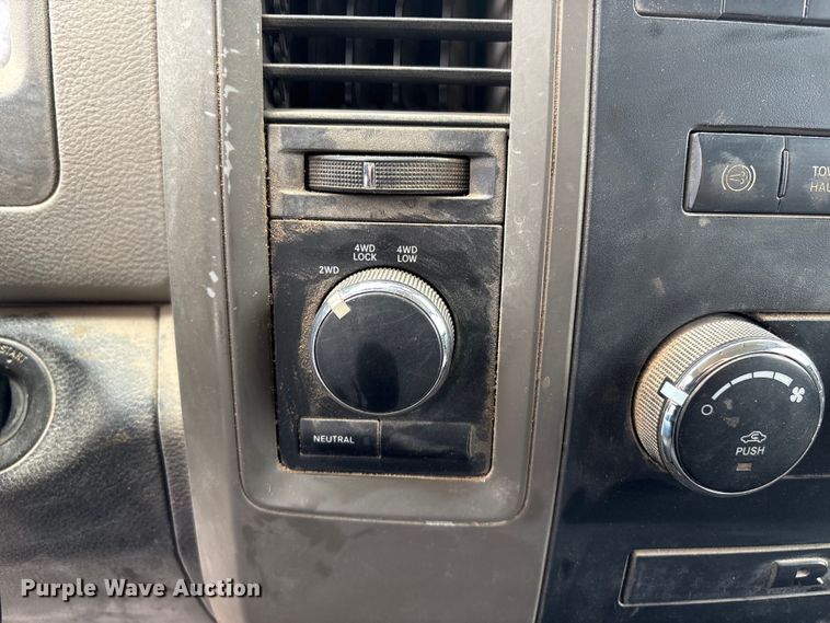 image for item FG2821 2012 RAM 3500 flatbed pickup truck