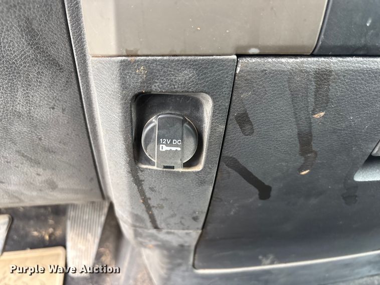 image for item FG2821 2012 RAM 3500 flatbed pickup truck