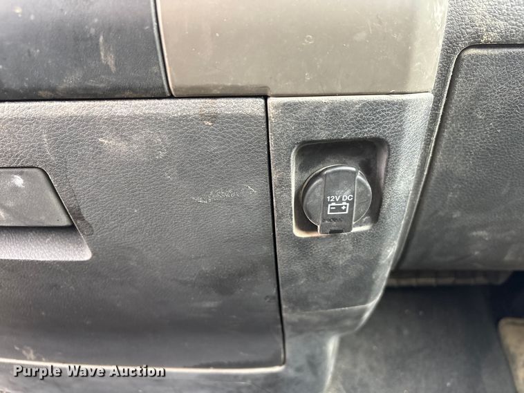 image for item FG2821 2012 RAM 3500 flatbed pickup truck