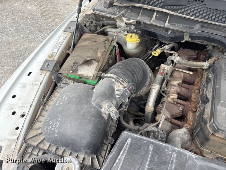 image for item FG2821 2012 RAM 3500 flatbed pickup truck