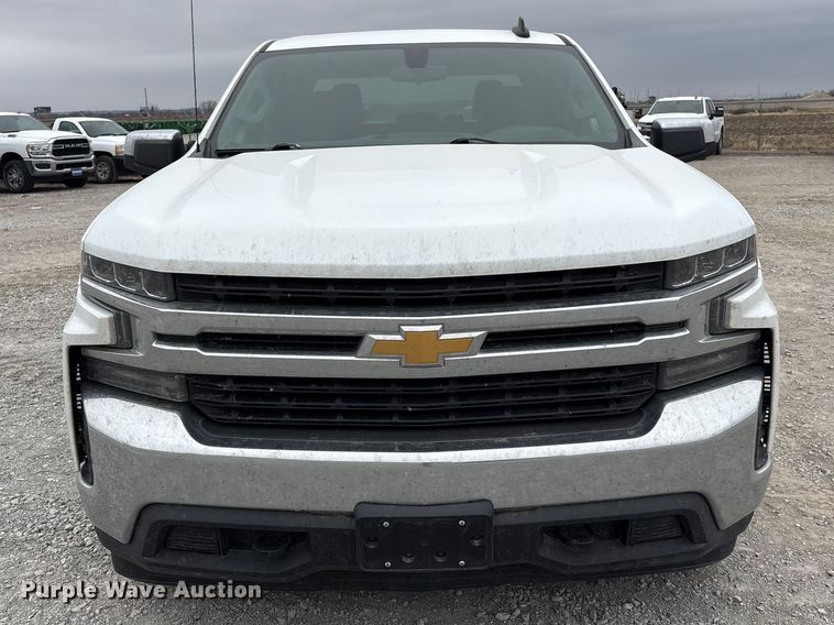 image for item FG2822 2021 Chevrolet Silverado 1500 Crew Cab pickup truck