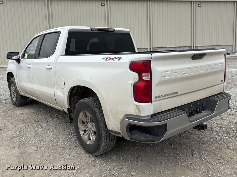 image for item FG2822 2021 Chevrolet Silverado 1500 Crew Cab pickup truck