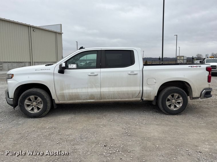 image for item FG2822 2021 Chevrolet Silverado 1500 Crew Cab pickup truck