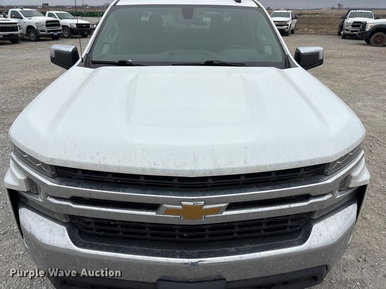 image for item FG2822 2021 Chevrolet Silverado 1500 Crew Cab pickup truck