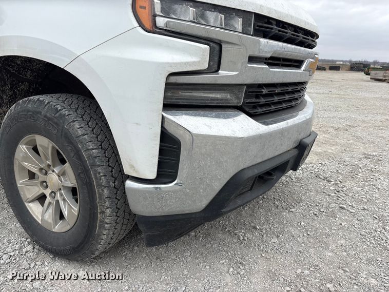 image for item FG2822 2021 Chevrolet Silverado 1500 Crew Cab pickup truck