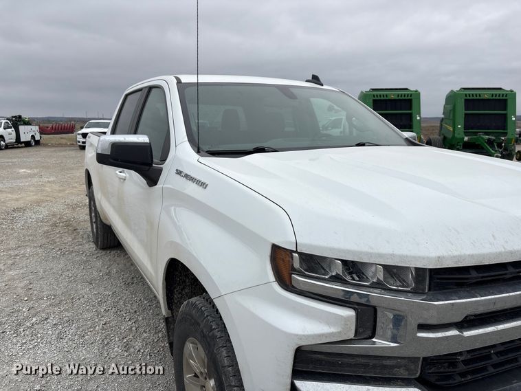 image for item FG2822 2021 Chevrolet Silverado 1500 Crew Cab pickup truck